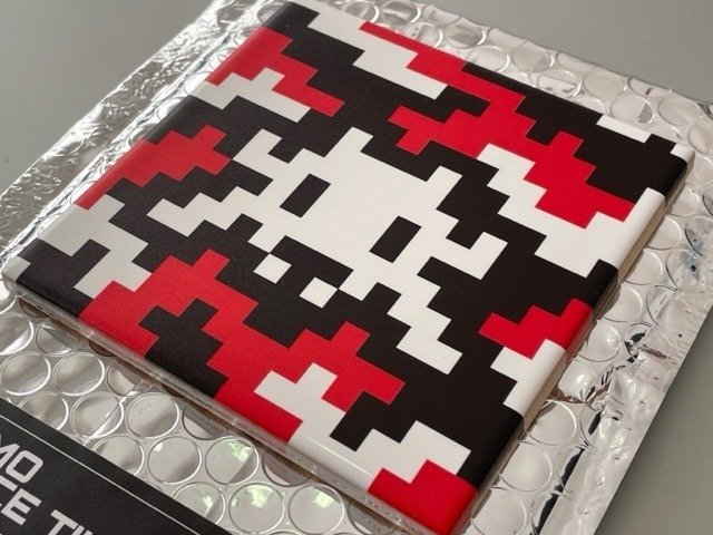 Invader - Kit Camo Tile Red Black (2024)